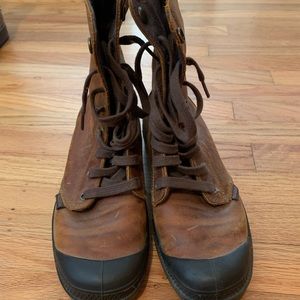 Women’s palladium boots